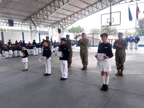 4 (1) (1) (1) (1) (1)